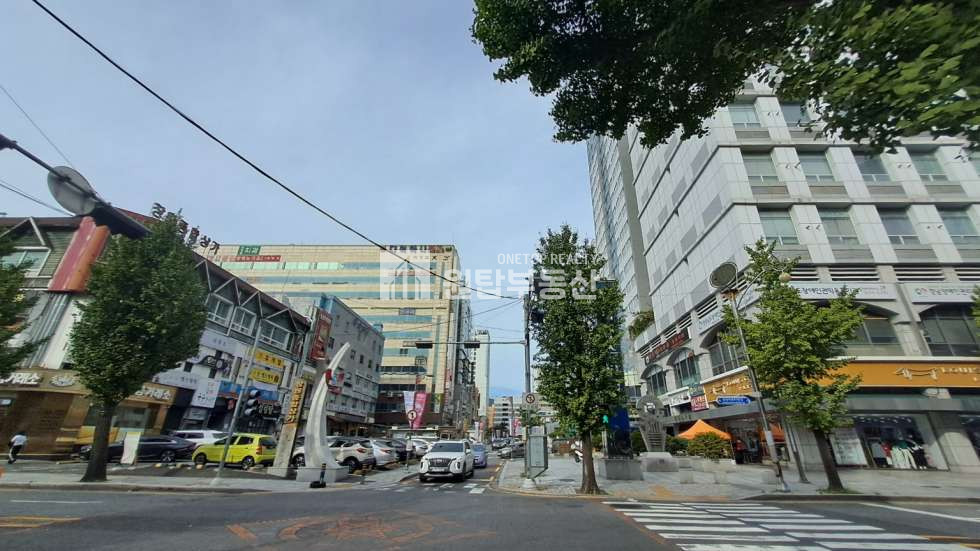 경남 창원성산구 중앙동 1동 //TOP//창원 성산구 중앙동 인기있는 식당 임대 월세 매물번호 10060 사진 1