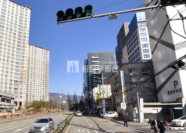 경남 창원성산구 용호동 창원 성산구 용호동 유명프렌차이즈 카페 상가임대(양도양수) 월세 매물번호 11046 사진 1