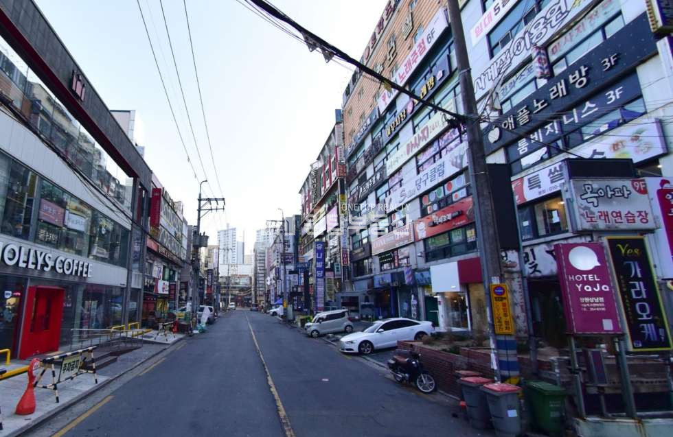 경남 창원성산구 상남동 창원 상남동 상가 임대 유 흥밀집지역 위치 공실 대리운전사무실, 마사지샵, 보도방 등 월세 매물번호 11090 사진 1