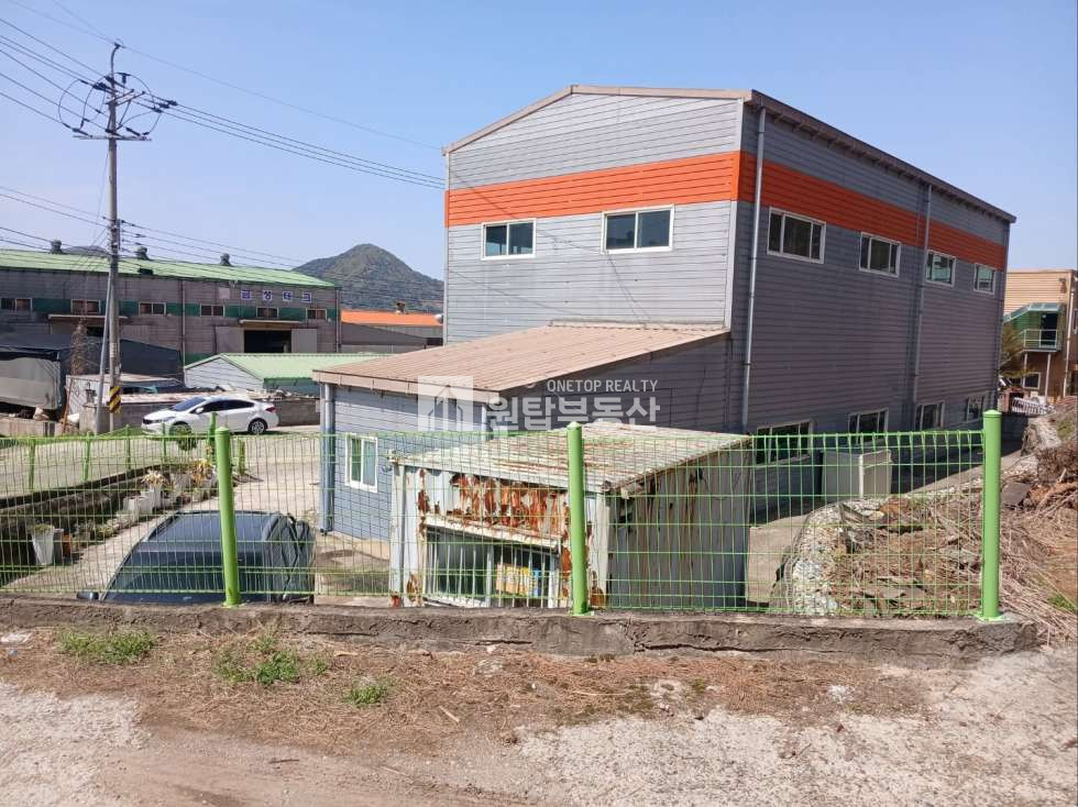 경남 김해시 진례면 고모리 김해 진례 공장 급매 대지180 공장72 + 사무동 13 매매 매물번호 11224 사진 3